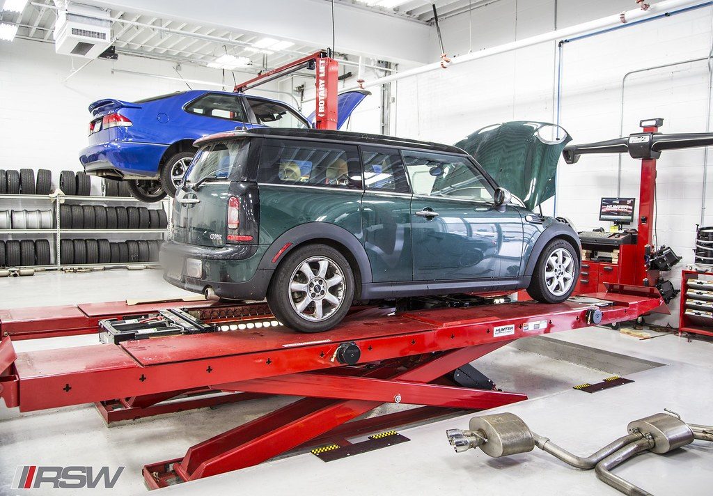 A MINI Clubman during an alignment at RSW Auto Repair in Kinnelon, NJ